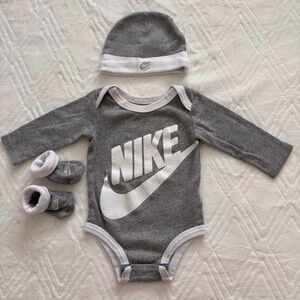 Nike Gray and White Baby Bodysuit with Hat and Botties